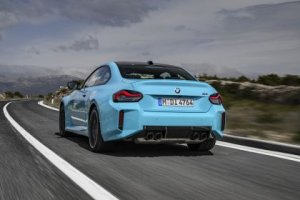 bmw-m2-g87-with-m-xdrive-2027-856621-2.jpg