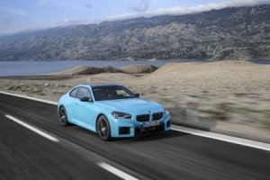 bmw-m2-g87-with-m-xdrive-2027-856616-2.jpg