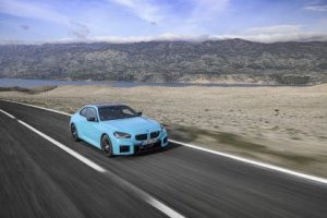 bmw-m2-g87-with-m-xdrive-2027-856618-2.jpg