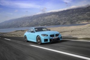 bmw-m2-g87-with-m-xdrive-2027-856619-2.jpg